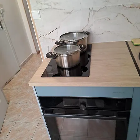 3 8 Personnes 24h Du Mans Gp Oasis Antares Buleri Jump Apartment *